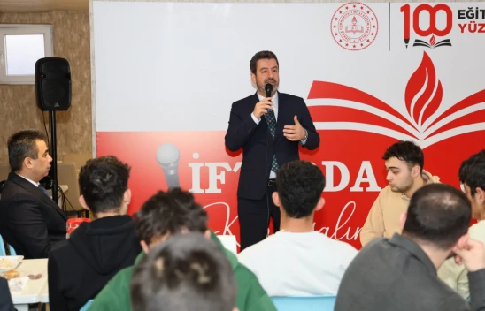 Ebubekir Sıddık Savaşçı'dan 'İftarda Konuşalım' Ramazan Söyleşisi