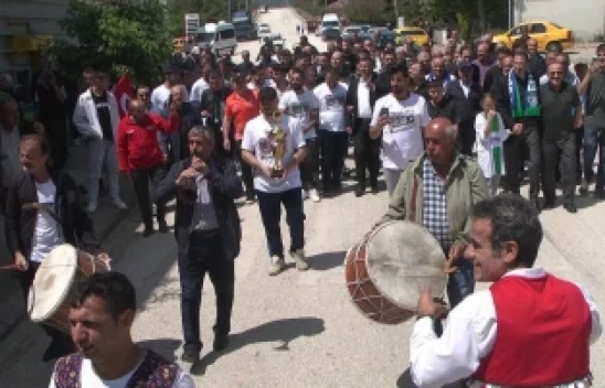 Eflanispor Şampiyonluğu İlçesinde Doyasıya Kutladı