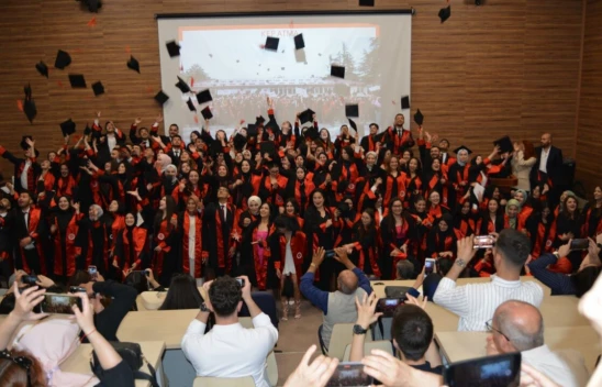 Eğitim Fakültesi'nde Mezuniyet Töreni Gerçekleştirildi