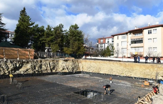 Emek Ortaokulu İnşaat Çalışmaları Devam Ediyor