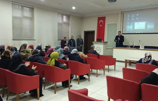 En iyi Narkotik Polisi Anne Semineri Düzenlendi