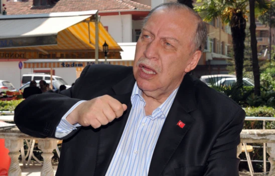 Eski Bakan Yaşar Okuyan Hayatını Kaybetti