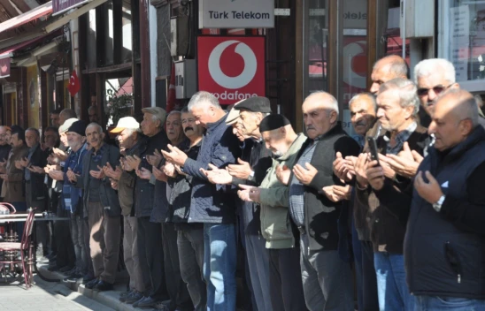 Esnaf Duasında Atatürk'ü Andılar