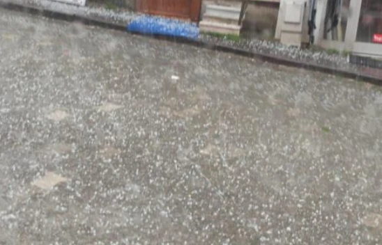 Ev ve İş Yerlerini Su Bastı!