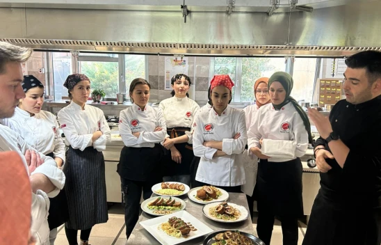 Executive Chef Aydın'dan Uygulamalı Eğitim