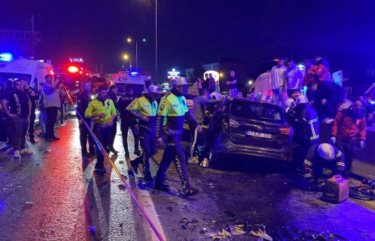 Feci Kaza: 2 Ölü, 7 Yaralı