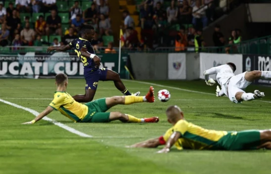 Fenerbahçe turladı