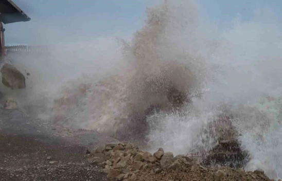 Kastamonu Cide'de Balıkçıların Fırtınayla Sınavı!