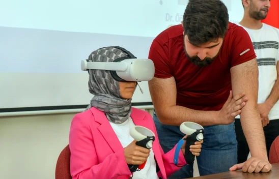 Geleceğin Kapıları Anlatıldı