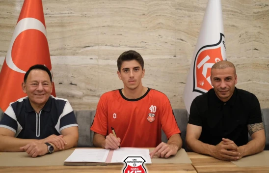 Genç Kaleci Bartu Dinç'in Futbol Kariyeri