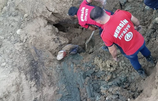 Göçük Altında Kalan 2 Kişi Hayatını Kaybetti