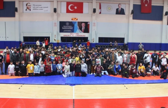 Güreşte 240 Sporcu Mücadele Etti