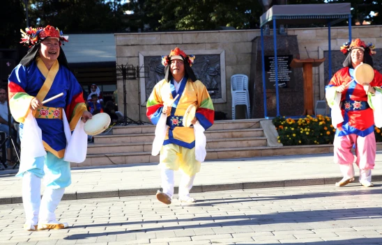 Halk Oyunları Kültürel Etkileşime Katkı Sunuyor