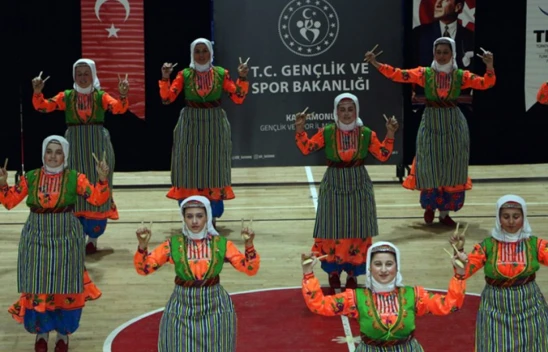 Halk Oyunları'nda dereceler belli oldu