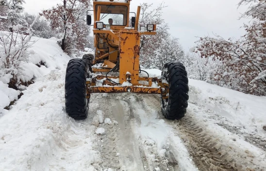 İnebolu Belediyesi Karla Mücadele Çalışmalarını Sürdürüyor