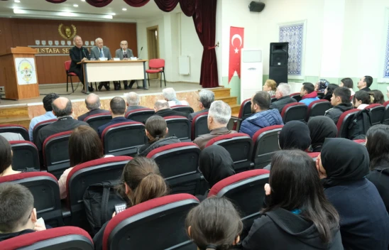 İnebolu'da 'Ömer Seyfettin ve İnebolu' Paneli