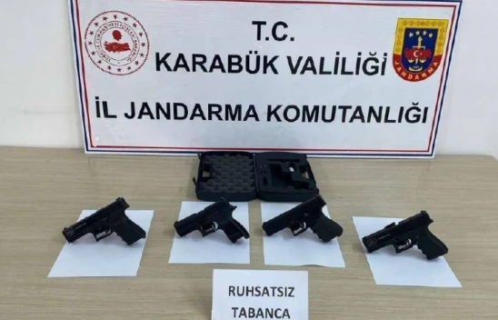 4 Adet Ruhsatsız Tabanca Ele Geçirildi