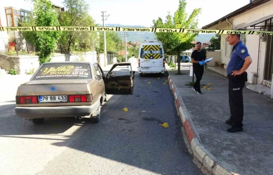 Karabük'te Bıçaklı Kavga: 2 Yaralı