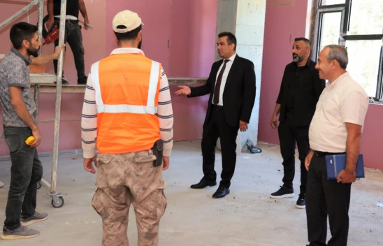 Karadere Ortaokulu İnşaatını İncelediler