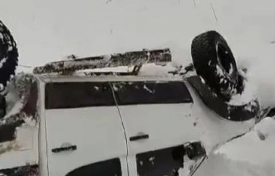 Arazi Aracı Ters Döndü