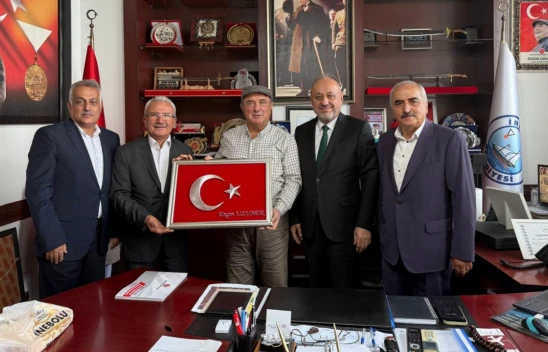 KASDERFED Başkanı Şen'den İnebolu Belediye Başkanı Uzuner'e Ziyaret