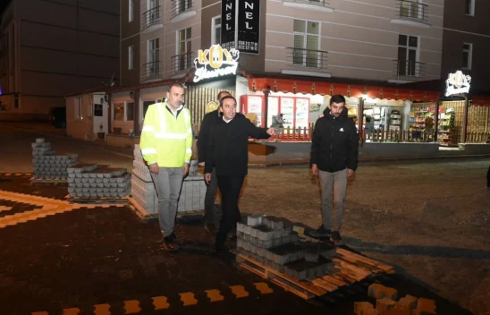 Kastamonu Belediye Başkanı Baltacı Gece Yapılan Yol Çalışmalarını İnceledi