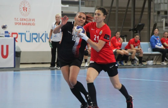 Kastamonu Belediyespor'dan 4'te 4