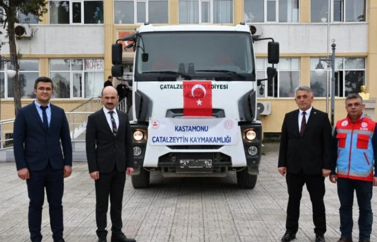 Kastamonu Çatalzeytin'den deprem bölgesine destekler sürdürüyor