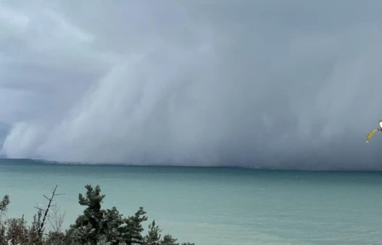 Kastamonu'da 'Deniz Etkili Kar Yağışı' İlginç Görüntü Oluşturdu