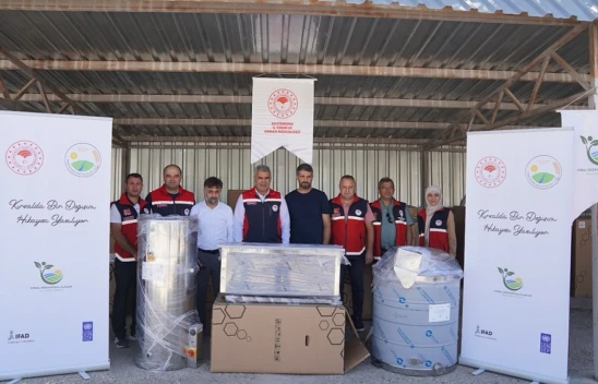 Kastamonu'da Arıcılara Ekipman Dağıtıldı