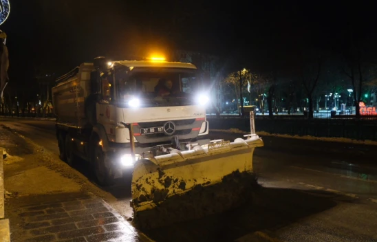 Kastamonu'da Karla Mücadele Çalışmaları Aralıksız Sürüyor