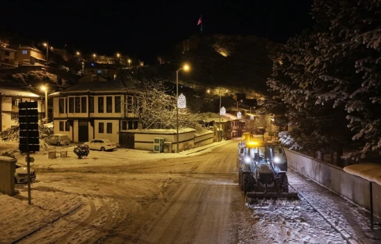 Kastamonu'da Karla Mücadele Gece Boyu Sürdü