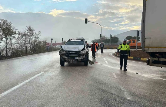 Kastamonu'da Zincirleme Trafik Kazası: 2 Kişi Yaralandı