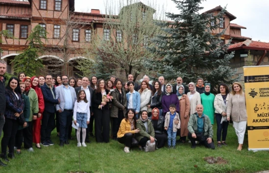 Kastamonu'da Müzik Akademisi'nde 'İnce Saz Musikisi' Konusu İşlendi