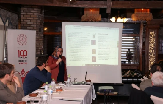 Kastamonu'da Yazar Öğretmenler Dr. Melike Gün yüz ile Buluştu