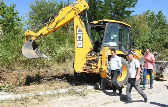 Kastamonu'da Yol ve Kaldırım Yenileme Çalışmaları Sürüyor