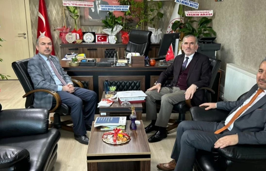 Kastamonu İl Müftüsü Bekir Derin, Ticaret İl Müdürü İbrahim İriş'i Ziyaret Etti