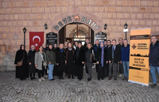 Kastamonu Öğretmen Akademileri'nde Halk Anlatıları Konuşuldu