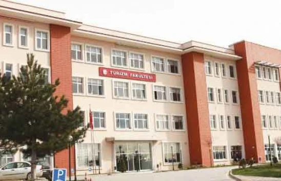 Kastamonu Üniversitesi'nde Turizm Öğrencilerine Şehir Turu