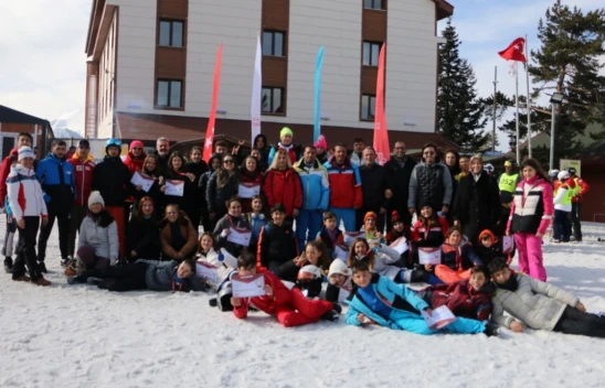 Kayak ve Kayaklı Koşuda Dereceler Belli Oldu