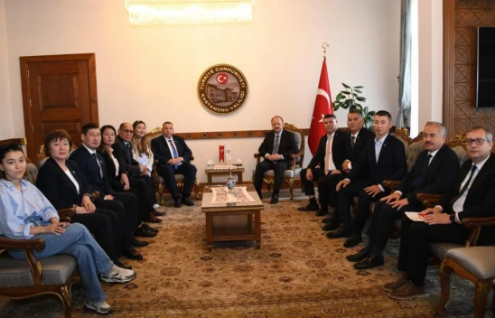 Kazakistan Heyeti'nden Vali Dallı'ya Ziyaret 