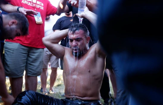 Kırkpınar'da Başpehlivan Yusuf Can Zeybek Oldu