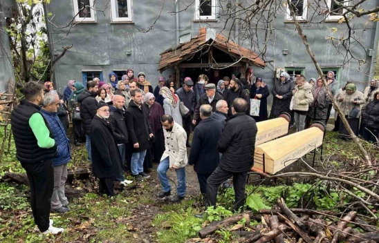 Kocaeli'deki Aile Katliamında Ölmüşlerdi: Sinop'ta Toprağa Verildiler
