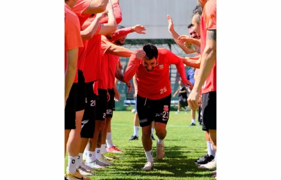 KSK, Kupaya Odaklandı