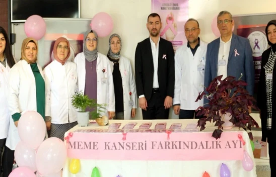 Meme Kanseri Bilgilendirmeleri Sürüyor