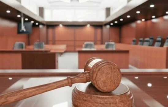 Mesaide uyuyan işçi şimdi yandı