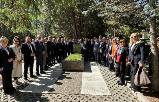 MHP Kastamonu Teşkilatından Türkeş'in Kabrine Ziyaret