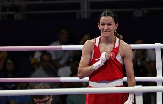Milli Boksör Hatice Akbaş Paris'te Yarı Finale Yükseldi