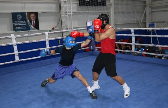 Milli Boksörler, Kürsüye Çıkmak İstiyor