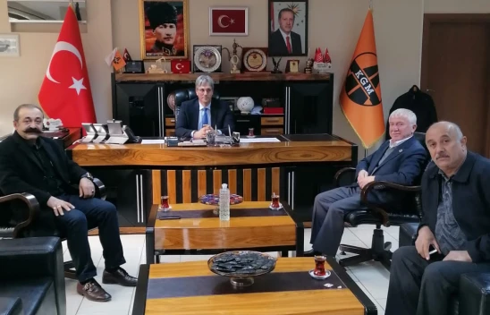 Muhtarlardan Alparslan Eşlik'e Ziyaret